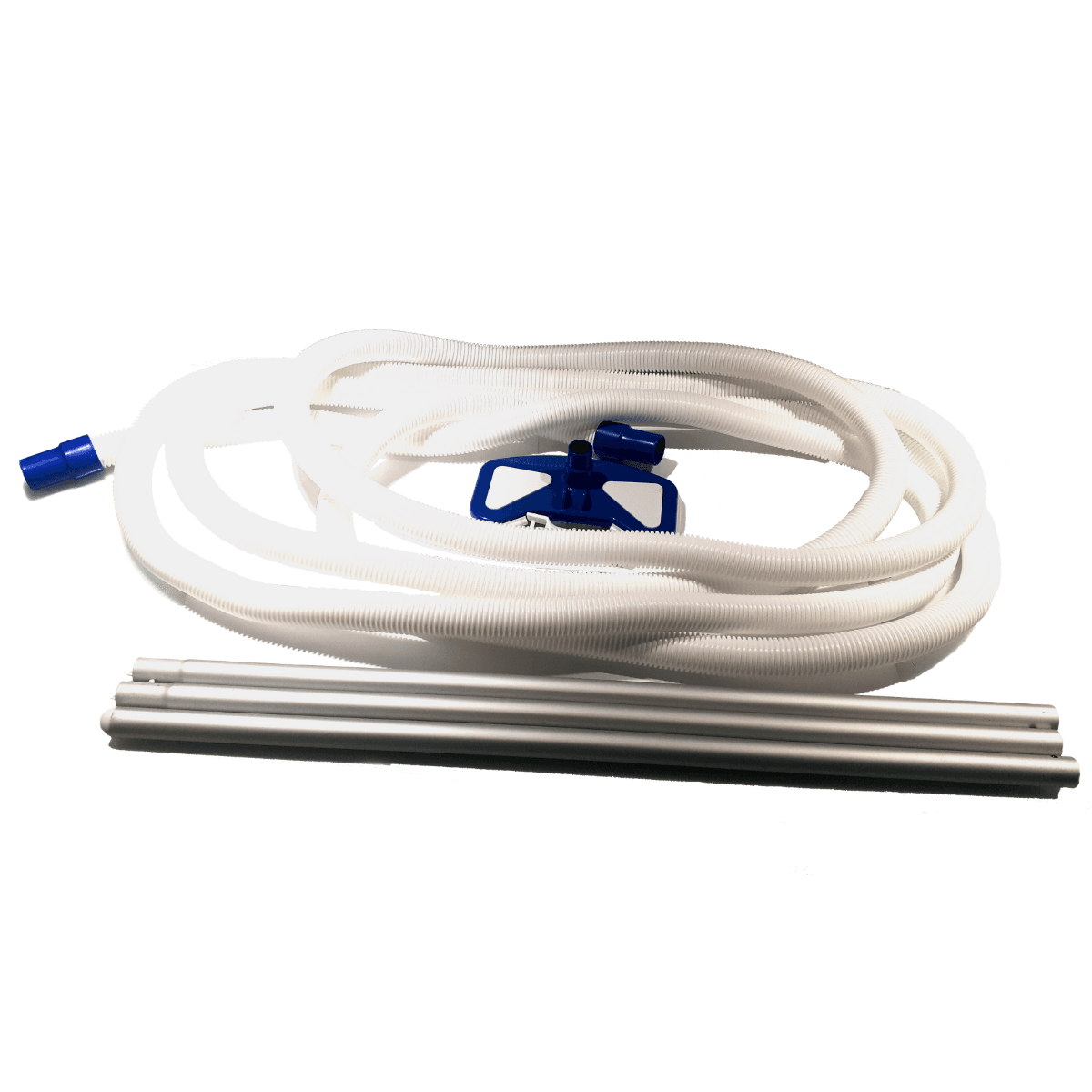 Aspirafango completo Piscine Laghetto Su di uno sfondo bianco vediamo un lungo tubo corrugato di colore bianco con all'estermità dei connettori di colore blu. All'interno del tubo che è arrotolato su se stesso, vediamo una spazzola per l'aspirazione del fondo di colore bianco e blu a forma rettangolare. Nella parte inferiore vediamo tre manici di colore grigio, presumibilmente di alluminio.