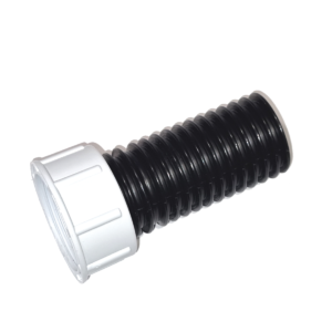 Posizionato orizzontalmente su sfondo bianco, troviamo un tubo corrugato di colore nero, composto da due parti principali: Una sezione di tubo corrugato di colore nero sulla sinistra. Il tubo รจ flessibile e presenta le tipiche nervature circolari. Un raccordo cilindrico piรน grande di colore bianco sulla destra, nel quale si inserisce il tubo nero. Questo raccordo bianco ha l'aspetto di una ghiera, un manicotto o un bocchettone, probabilmente filettato internamente (anche se la filettatura non รจ visibile).