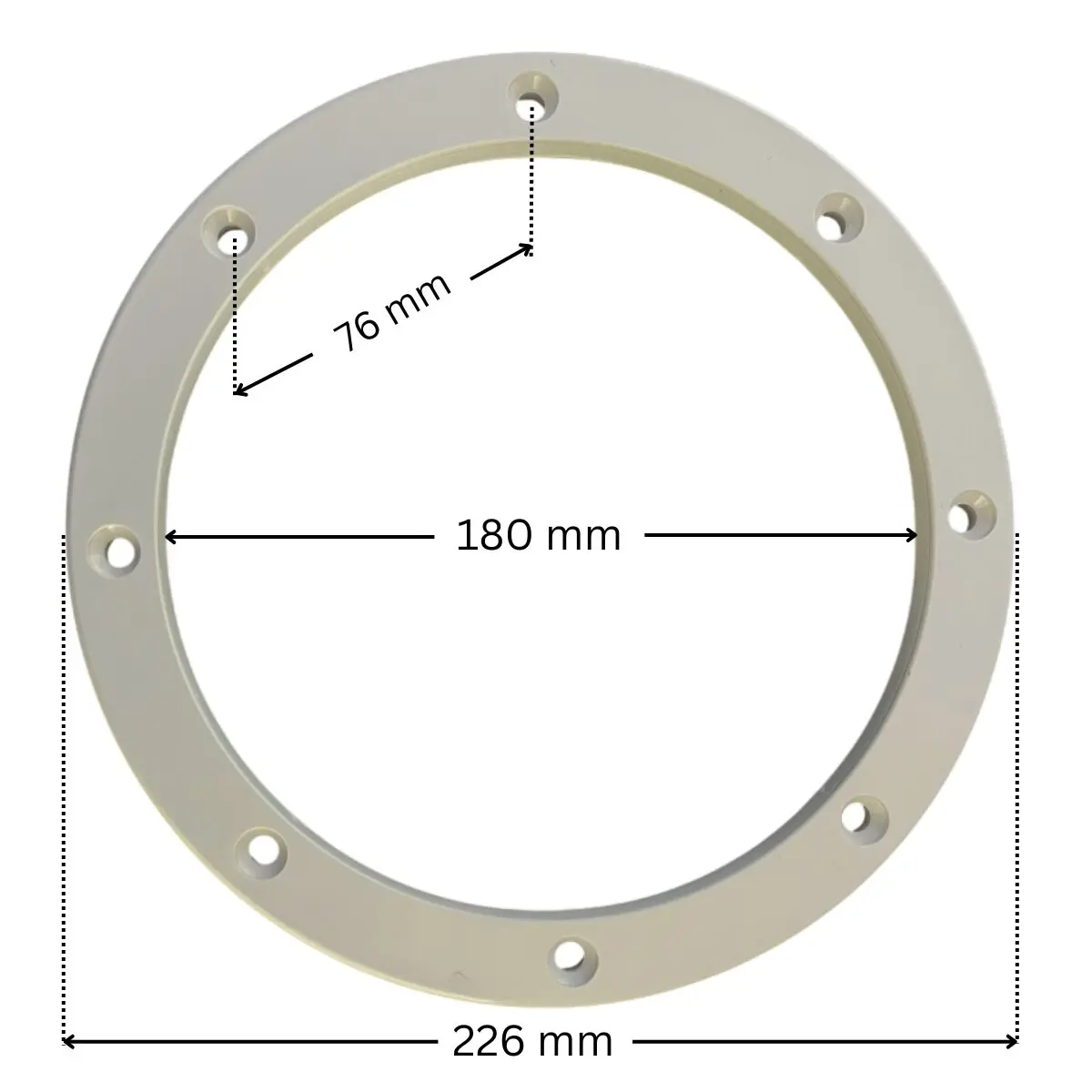 Flangia, ricambio per scarico di fondo Pool’s con quote dimensionali: diametro interno 180 mm, diametro esterno 226 mm e interasse fori fissaggio viti 76 mm