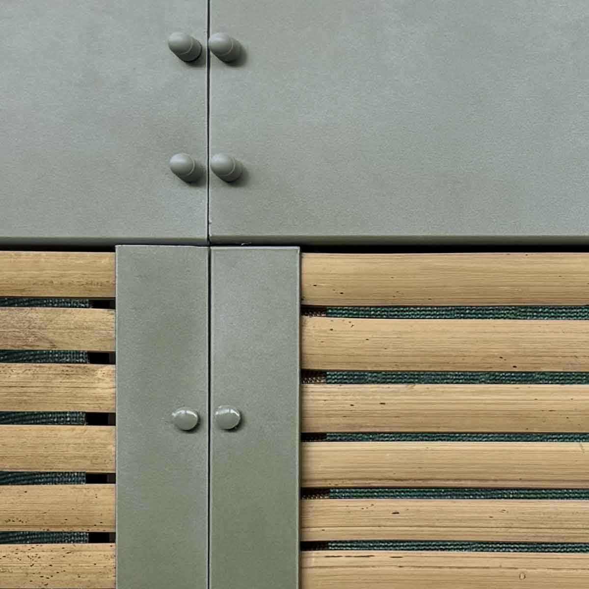 Struttura in bambù Piscina Laghetto Antea Particolare struttura esterna rivestimento piscina fuoriterra Laghetto Antea.