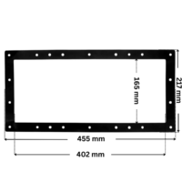 Guarnizione ricambio per per skimmer 3118 e 3119 Cofies con foro centrale. Dimensioni indicate: larghezza massima esterna 455 mm, altezza massima esterna 217 mm, larghezza massima interna del foro rettangolare 402 mm, altezza interna del foro rettangolare 165 mm.
