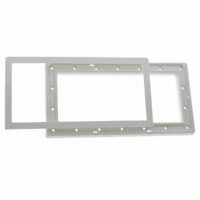 Kit composto da copriflangia, flangia e viti ricambio per skimmer bocca larga, portata 15 e 17,5 litri Astralpool