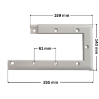 Parte flangia ricambio per skimmer sfioratore ad angolo Aqua. Dimensioni indicate: larghezza massima esterna 255 mm, larghezza minima esterna 189 mm, altezza massima esterna 140 mm e interasse fori fissaggio viti superiore 61,12 mm.
