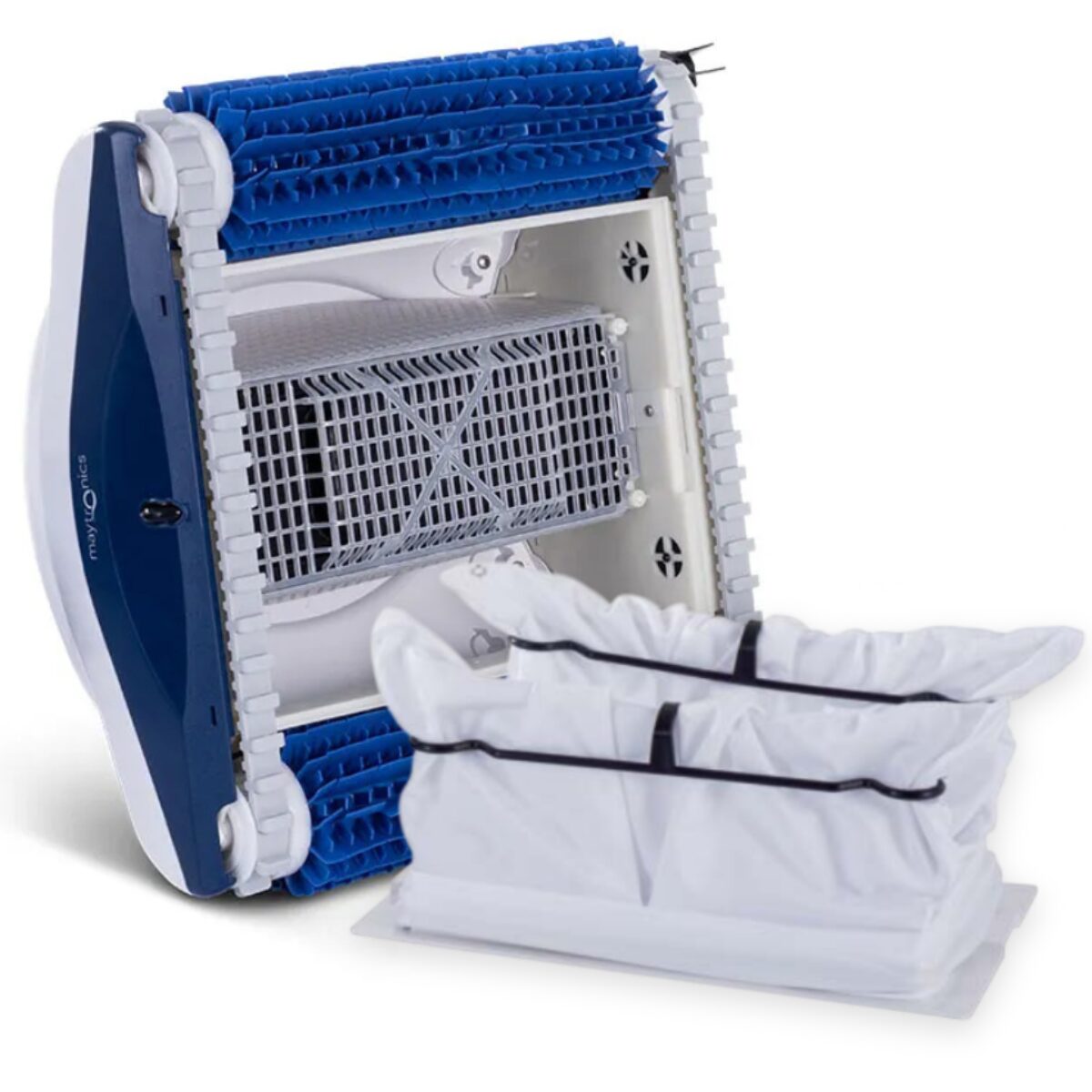 Vista inferiore del robot automatico Maytronics Dolphin POOL up per la pulizia del fondo piscina, dotato di doppie spazzole attive blu. Cestello porta detriti estratto dal robot.