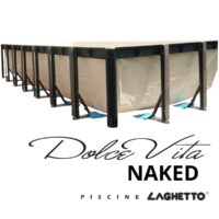 Piscina fuori terra Laghetto Dolcevita Naked senza rivestimento in fibra sintetica intrecciata effetto rattan. Presente il marchio Piscine Laghetto – a Fluidra company